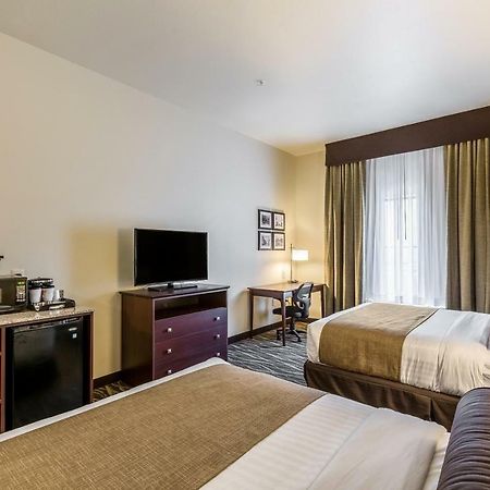 Cobblestone Hotel & Suites Hartford Exterior foto